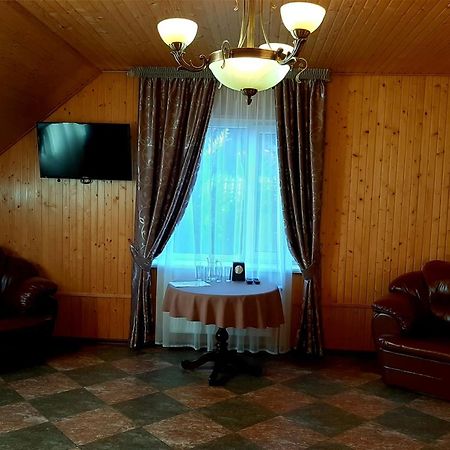 Отель Заміський комплекс Grand Prix Tsyurupynsk Экстерьер фото