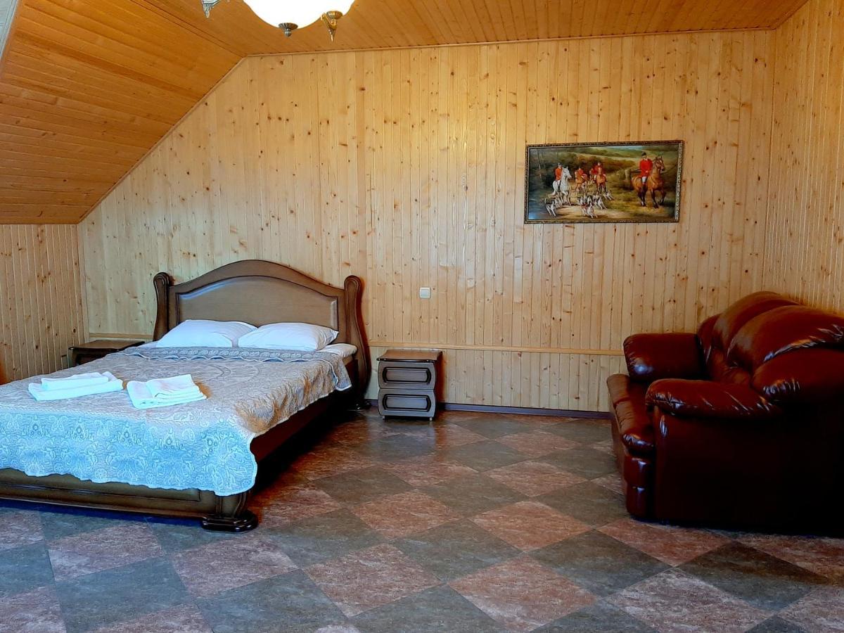 Отель Заміський комплекс Grand Prix Tsyurupynsk Экстерьер фото